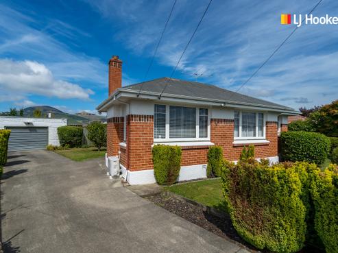 27 Tay Street, Mosgiel