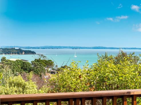 7 Park Road, Surfdale