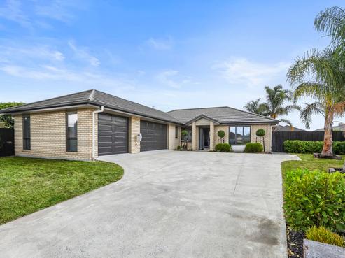 123 Saint James Drive, Huntington