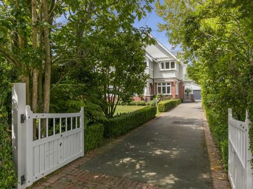 10 Penrose Street, Woburn