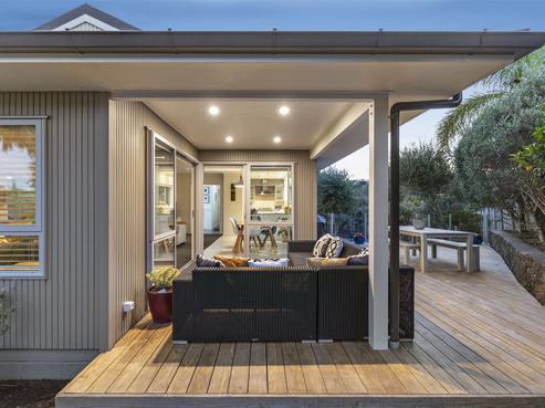 14 Theodora Place, Mairangi Bay