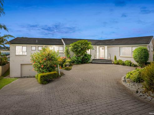 22 Tawhana Crescent, Red Beach