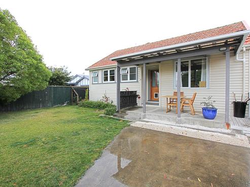 19 Hammond Road, Taradale