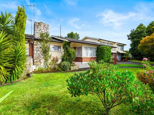 2 Chedworth Avenue, Chedworth
