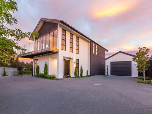 151 Panorama Road, Clifton