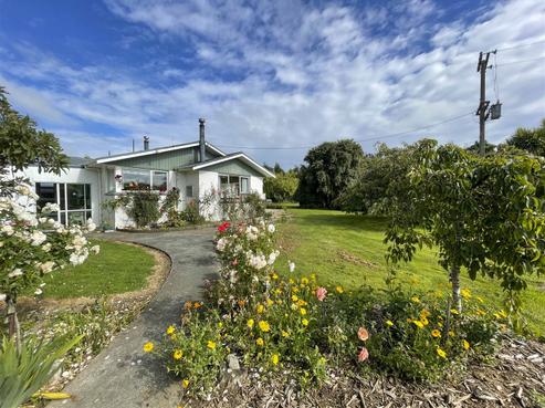 283 Wallacetown Lorneville Highway, Makarewa