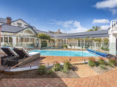 21 Cheltenham Road, Devonport