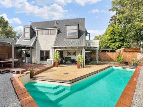 1/41 Lake Road, Northcote