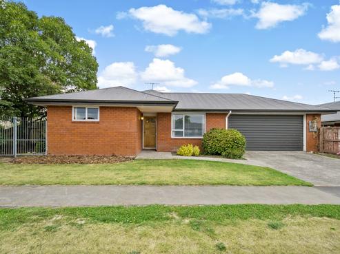 2B Coleman Place, Darfield