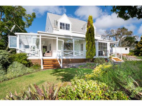 147 Mangakura Road, Helensville