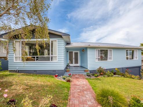 8 Cedar Street, Maungaraki