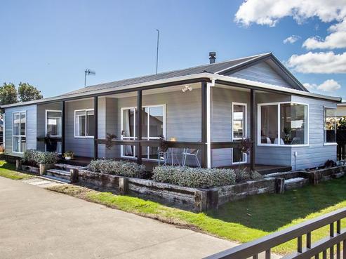 13 Rutherford Drive, Waikanae Beach