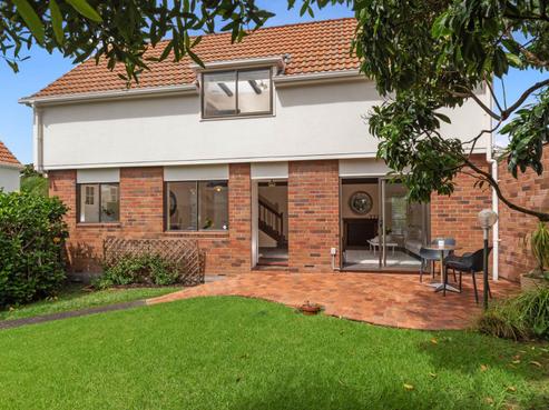 2B Elderwood Lane, Belmont