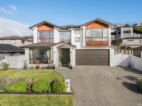 35 Colonial Drive, Silverdale