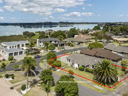 2 Flora Place, Wattle Downs