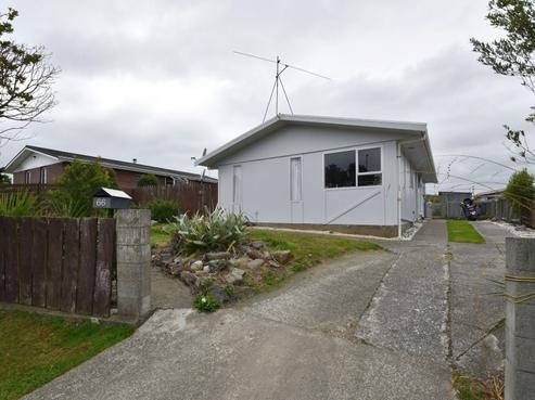 66 Dunbeath Place, Kew