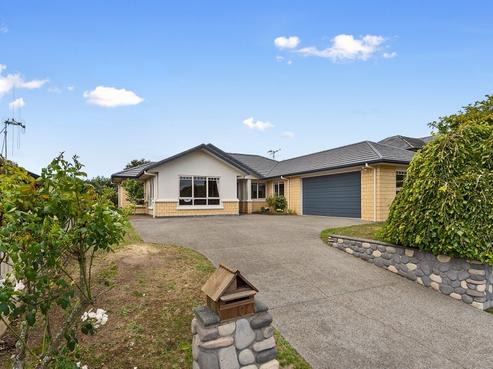 10 Oldfield Court, Huntington
