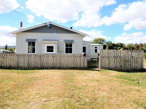 11 Bowen Street, Woodville