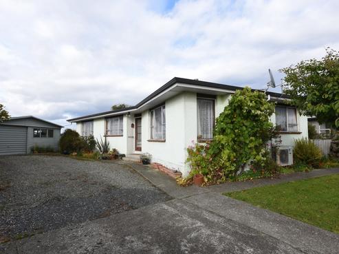 23 Burns Street, Kew