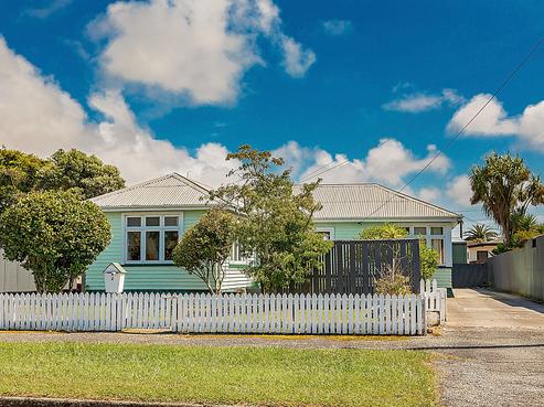 2 Webb Street, Westport