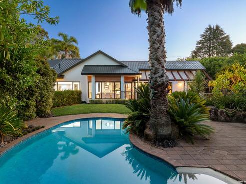 5 Helland Drive, Bombay