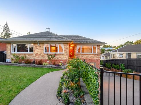 24 Angelo Avenue, Howick