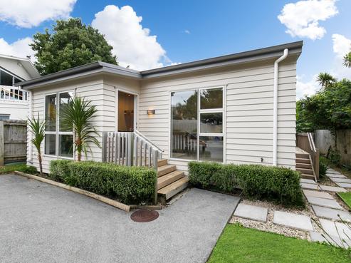 9 Mackwood Place, Birkdale