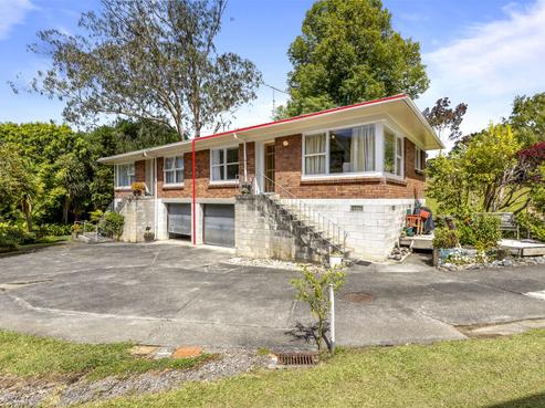 1/51 Ayton Drive, Totara Vale