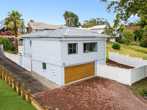 35 Roseberry Avenue, Birkenhead