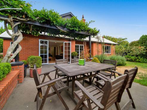 12B Frank Frethey Place, Highlands Park