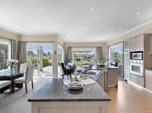 53 Pine Harbour Parade, Beachlands