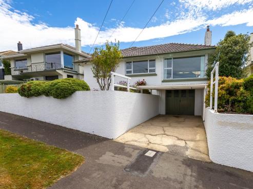 146 Easther Crescent, Kew