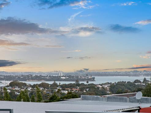 7/241 Hinemoa Street, Birkenhead