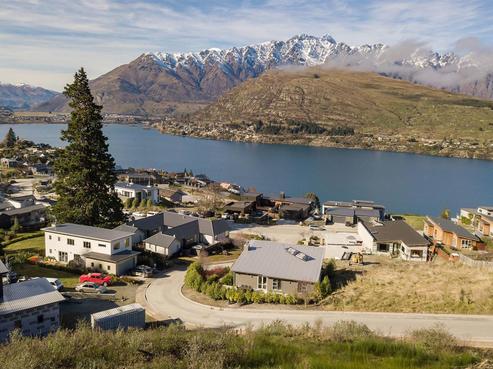 10 Saint Peters Place, Queenstown Central