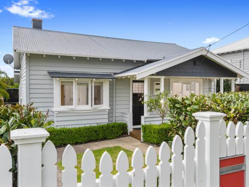 20 Egremont Street, Belmont
