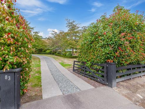 83 Dalmore Way, Acacia Bay