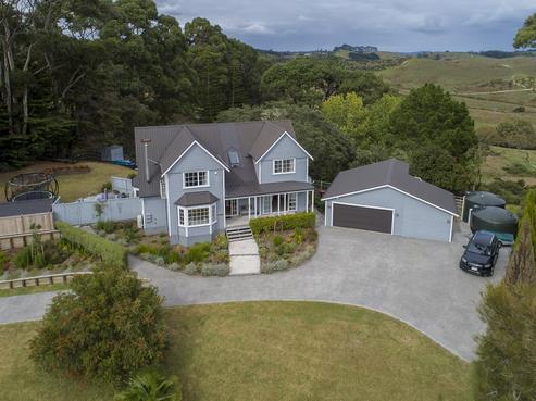 331 Duck Creek Road, Stillwater