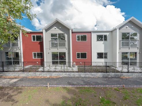 1/16 Hammond Street, Hamilton Central