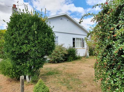 23 South Featherston Road, Featherston