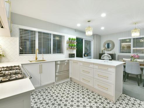 6 Blue Heron Rise, Stanmore Bay