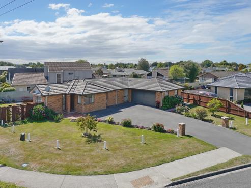 20 School Road, Woodend