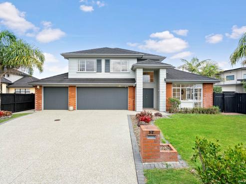 97 Pine Harbour Parade, Beachlands