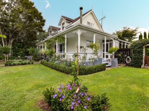 3 Eliot Place, Leamington