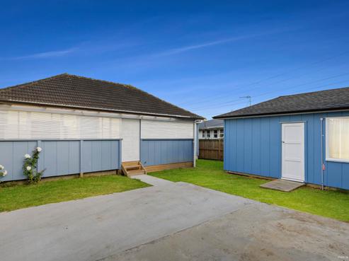 18 Ivon Road, Otara