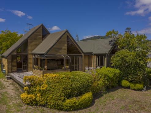 33 Vista Paku, Pauanui
