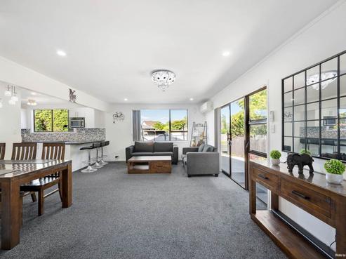 1/56 Challen Close, Conifer Grove