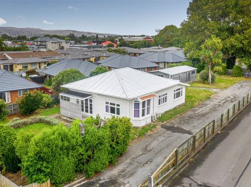 17 Sylvan Street, Middleton