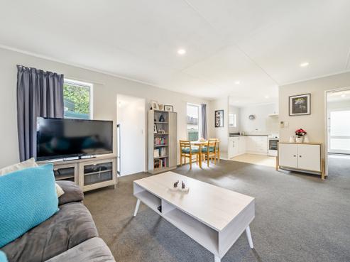 15B Gemstone Drive, Birchville
