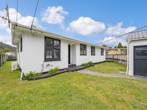 5 Dover Road, Wainuiomata