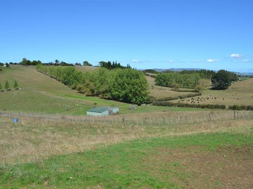 327 Dominion Road, Tuakau
